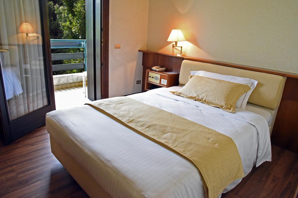 Hotel Bellavista Montebelluna Exterior foto